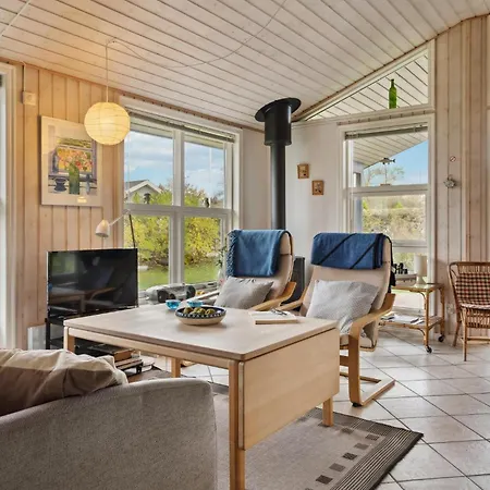 3 Bedroom Amazing In Vakantiehuis *