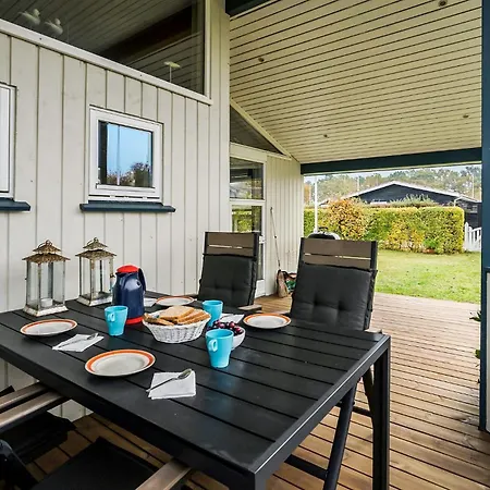 Vakantiehuis 3 Bedroom Amazing In