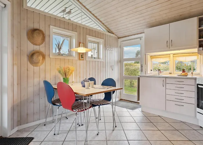 3 Bedroom Amazing In Holiday home Nyborg