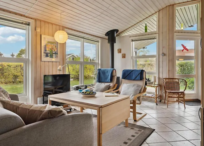 3 Bedroom Amazing In Holiday home *
