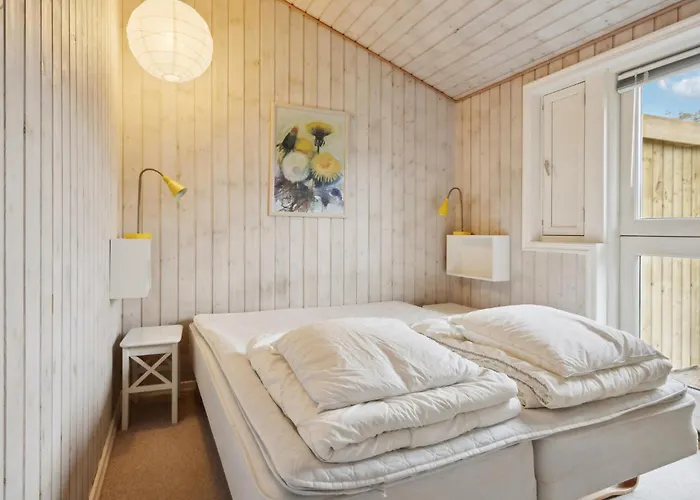 3 Bedroom Amazing In Nyborg